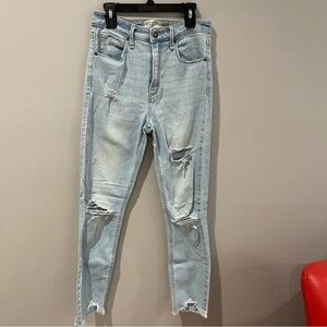 Abercrombie Light Wash High Rise Ankle Jean